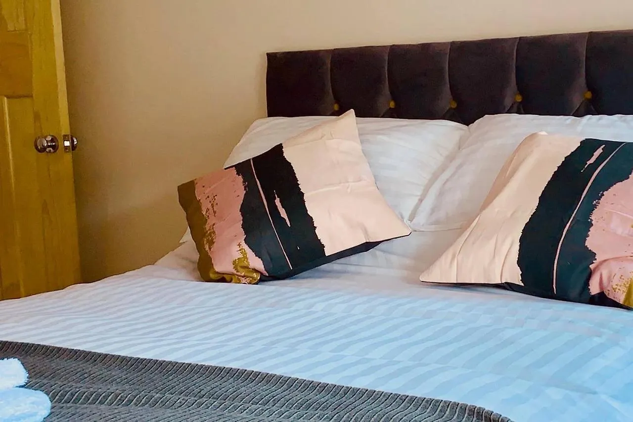 Ebor. *Cosy*Homli*Parking*Wifi*Smart Villa Belfast Egyesült Királyság